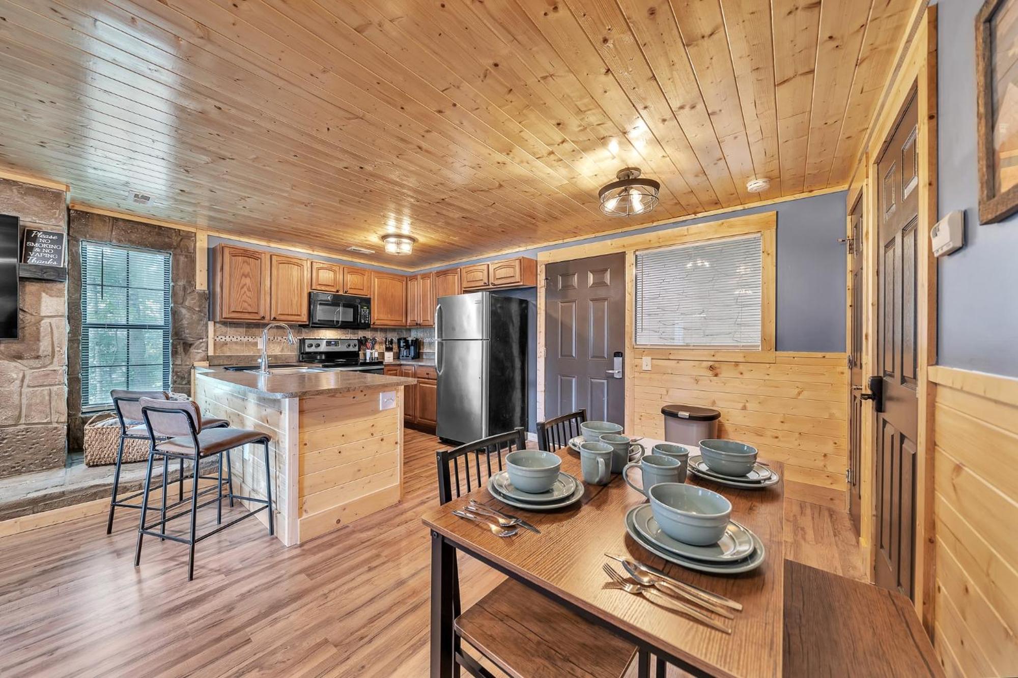 Mountain Views At Dolly'S Castle Unit 2 Appartement Sevierville Buitenkant foto